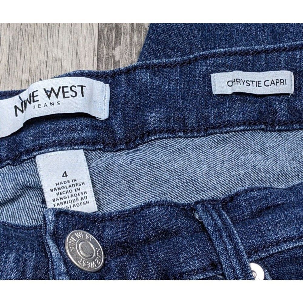 (3/$35) Nine West Womens‎ Size 4 Chrystie Pockets Denim Blue Jeans Capris - Picture 4 of 11